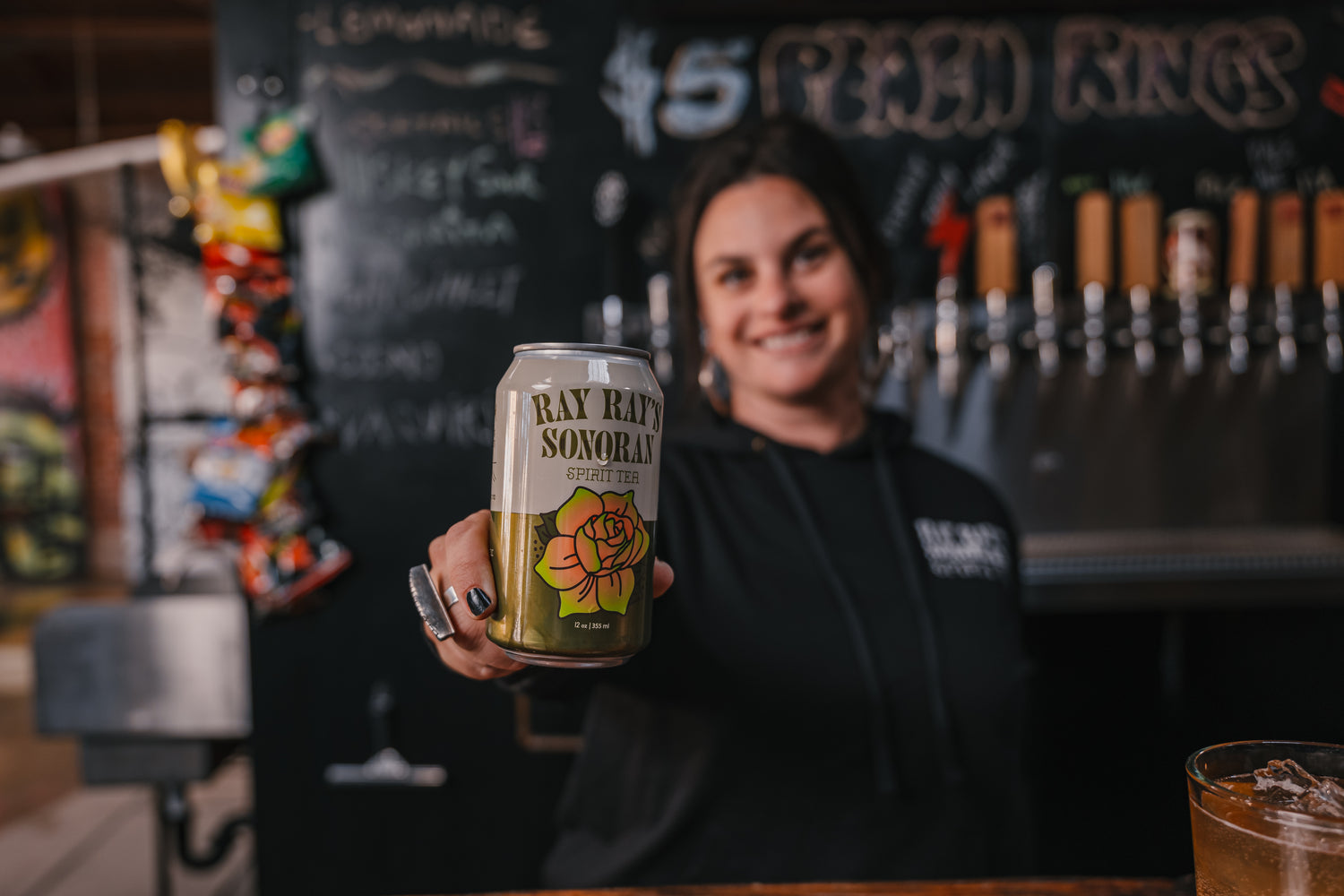 Ray Ray’s Sonoran Spirit Tea can served at an Arizona bar